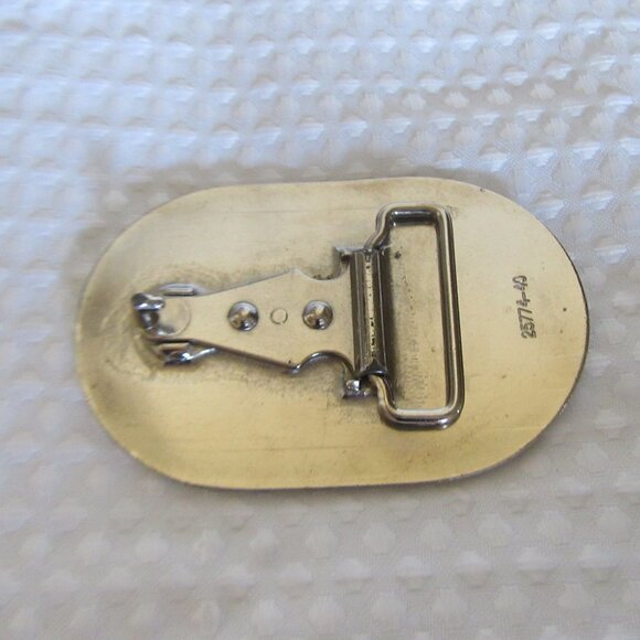 Belt Buckle Pin Up - Picture 3 of 6